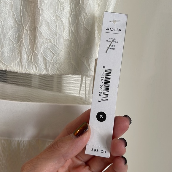 NWT - AQUA White Lace/Sheer Tiered Midi Dress in (S) - Picture 4 of 5